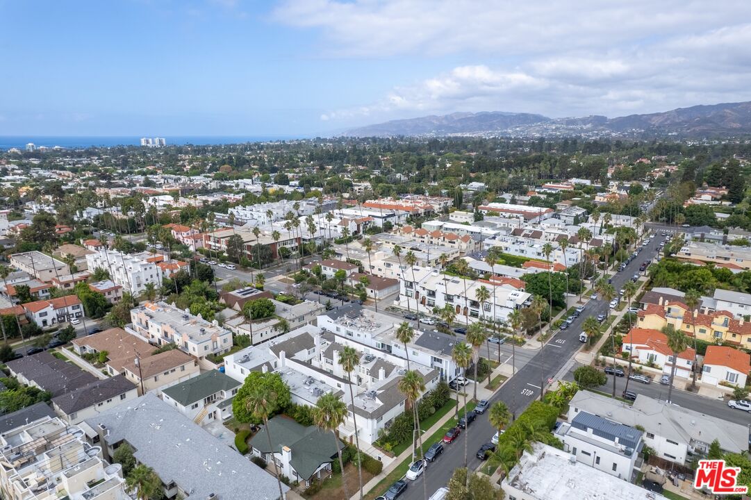 910 19th St Unit: 10