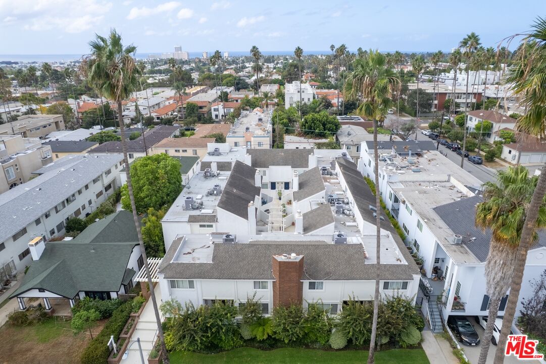 910 19th St Unit: 10
