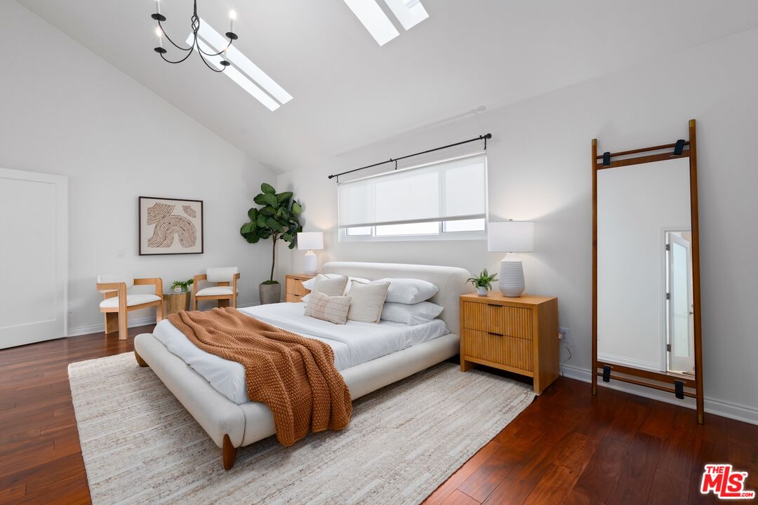 910 19th St Unit: 10