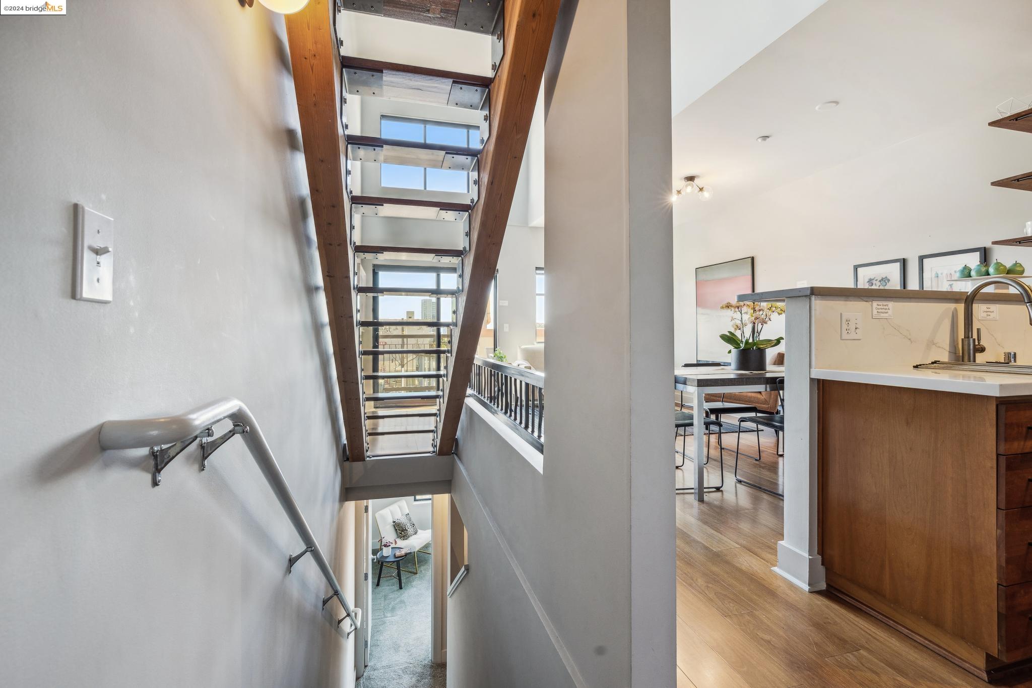 4811 Telegraph St # 502