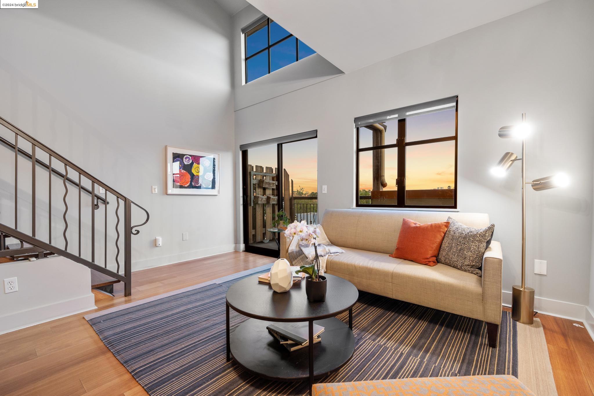 4811 Telegraph St # 502