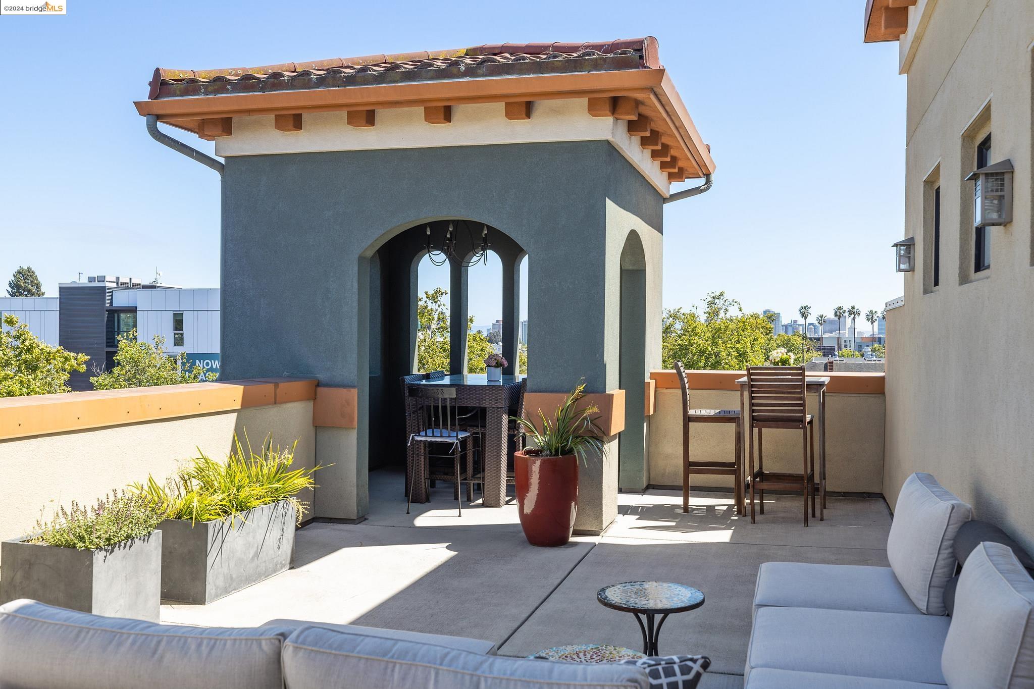 4811 Telegraph St # 502