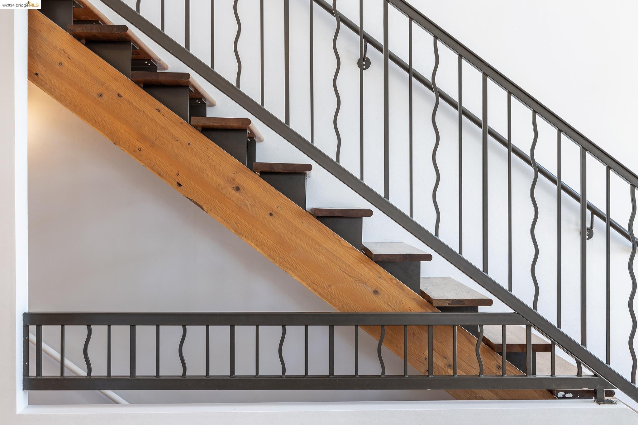 4811 Telegraph St # 502