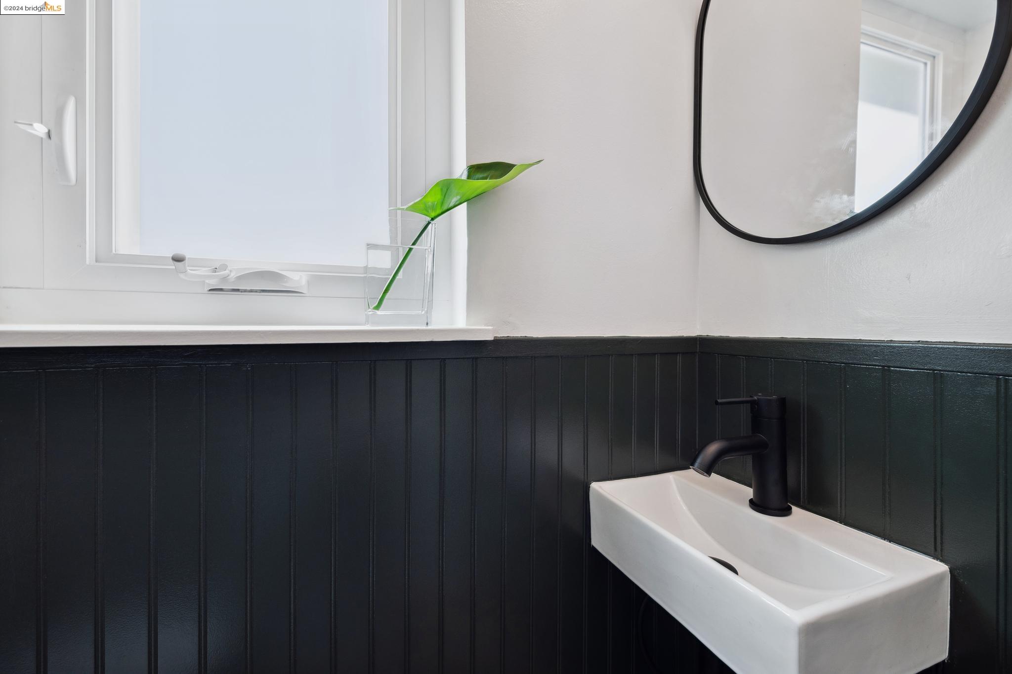 1720 Carleton Street