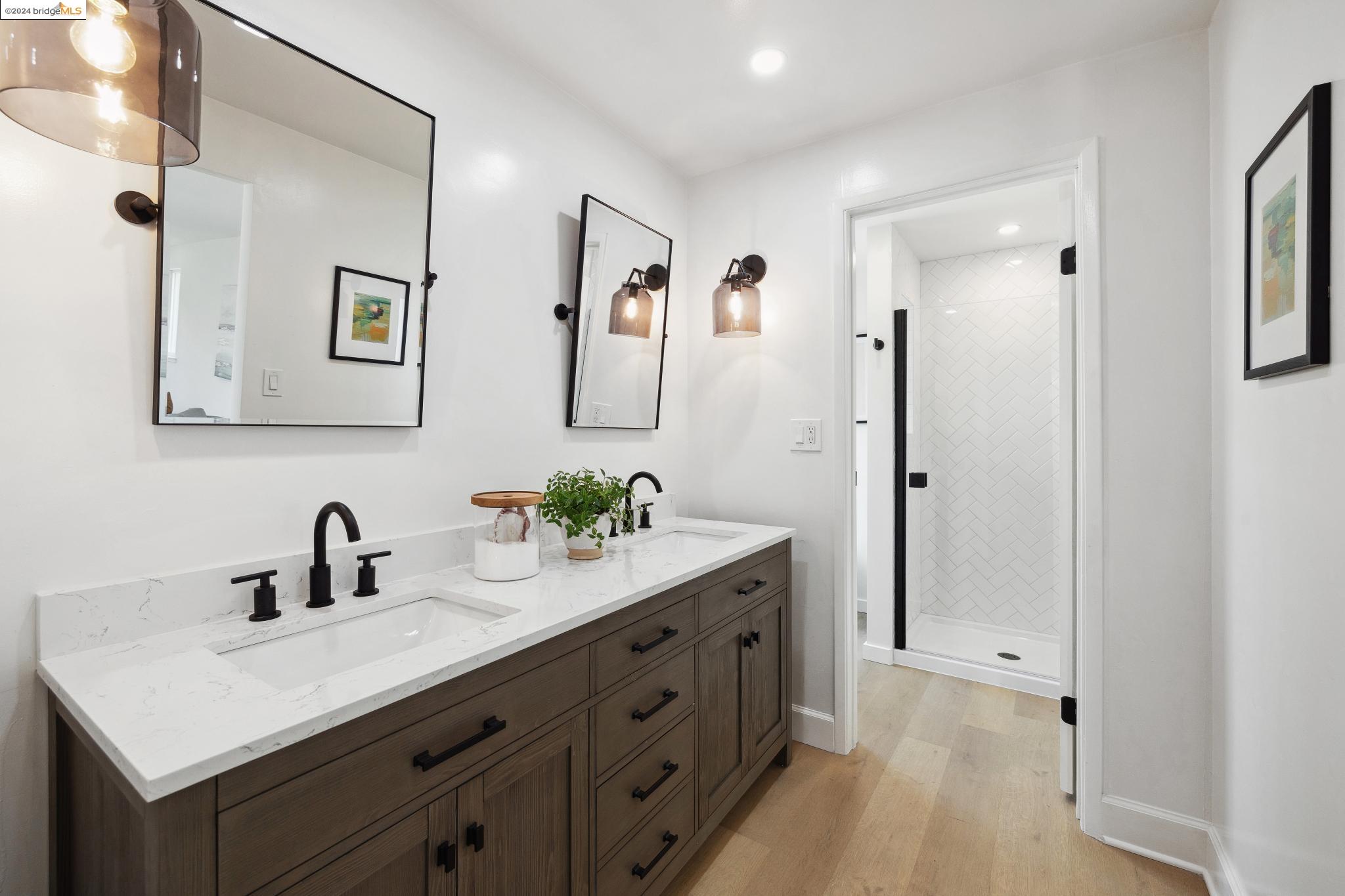 1720 Carleton Street