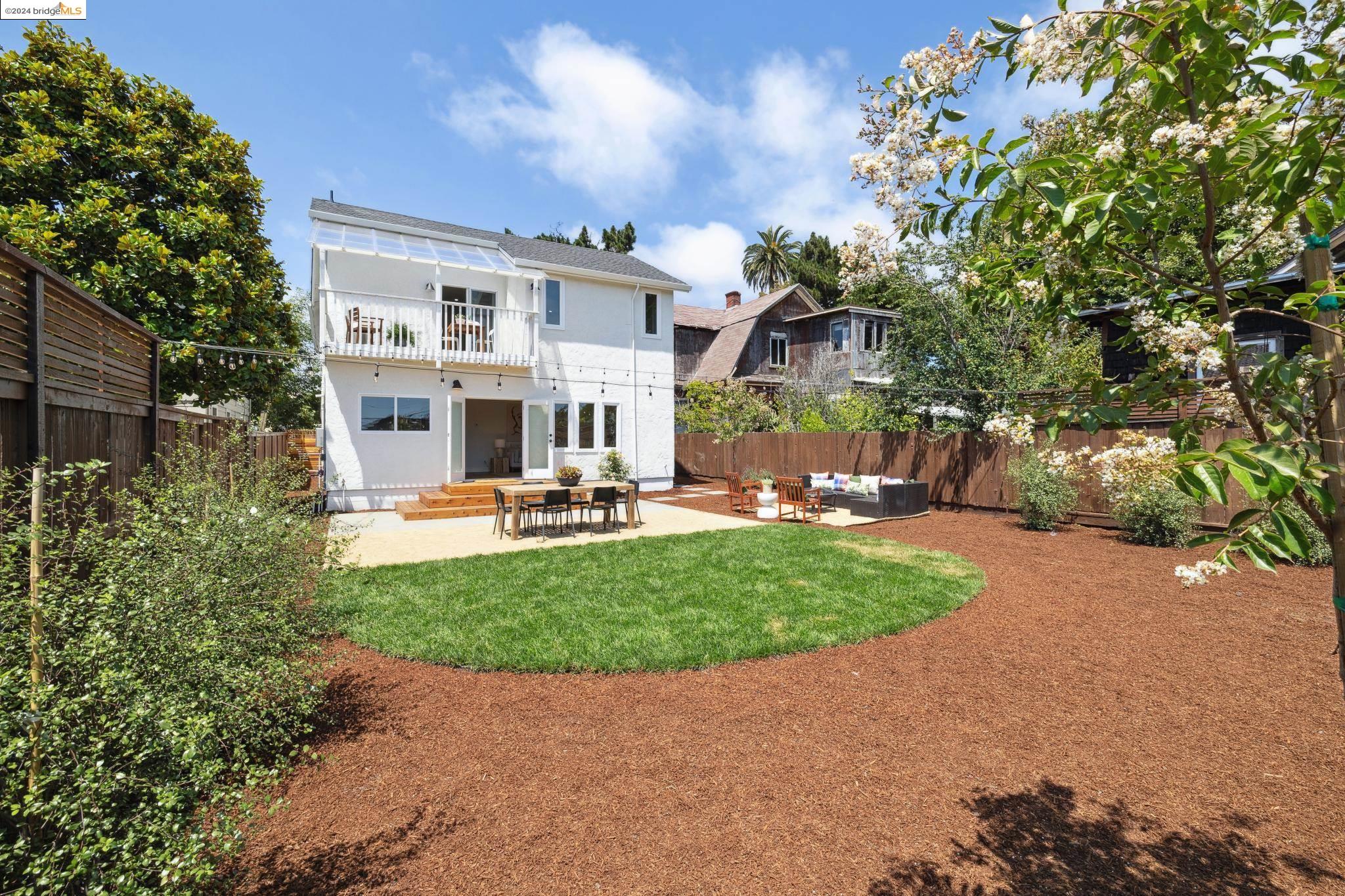 1720 Carleton Street