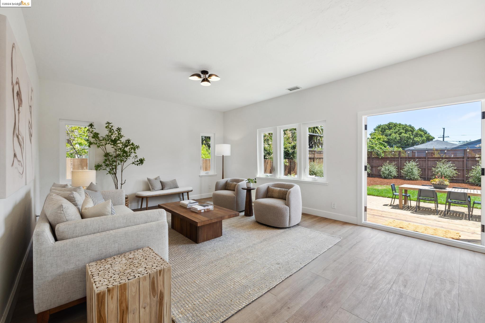 1720 Carleton Street