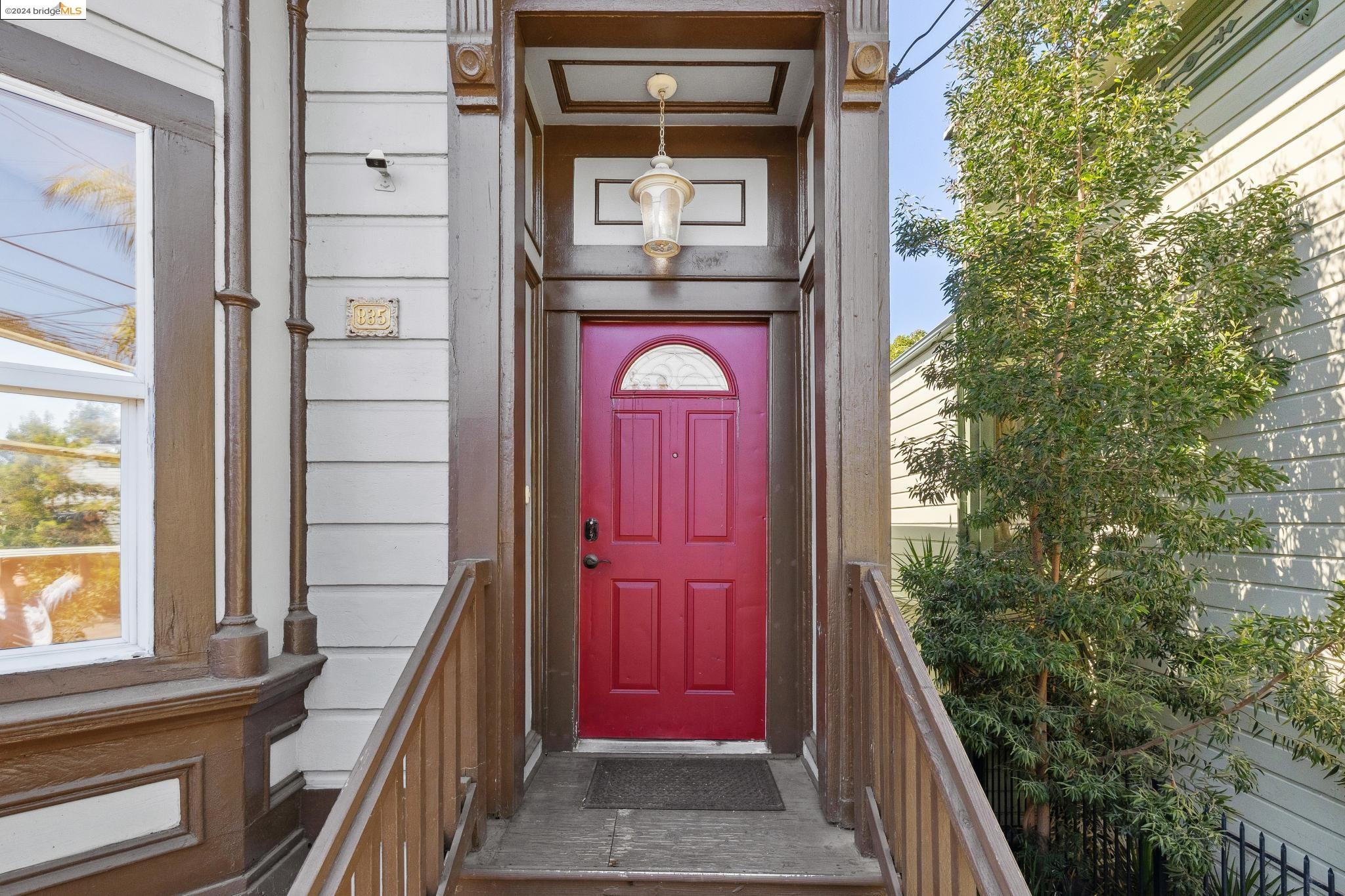 835-837 Wood St