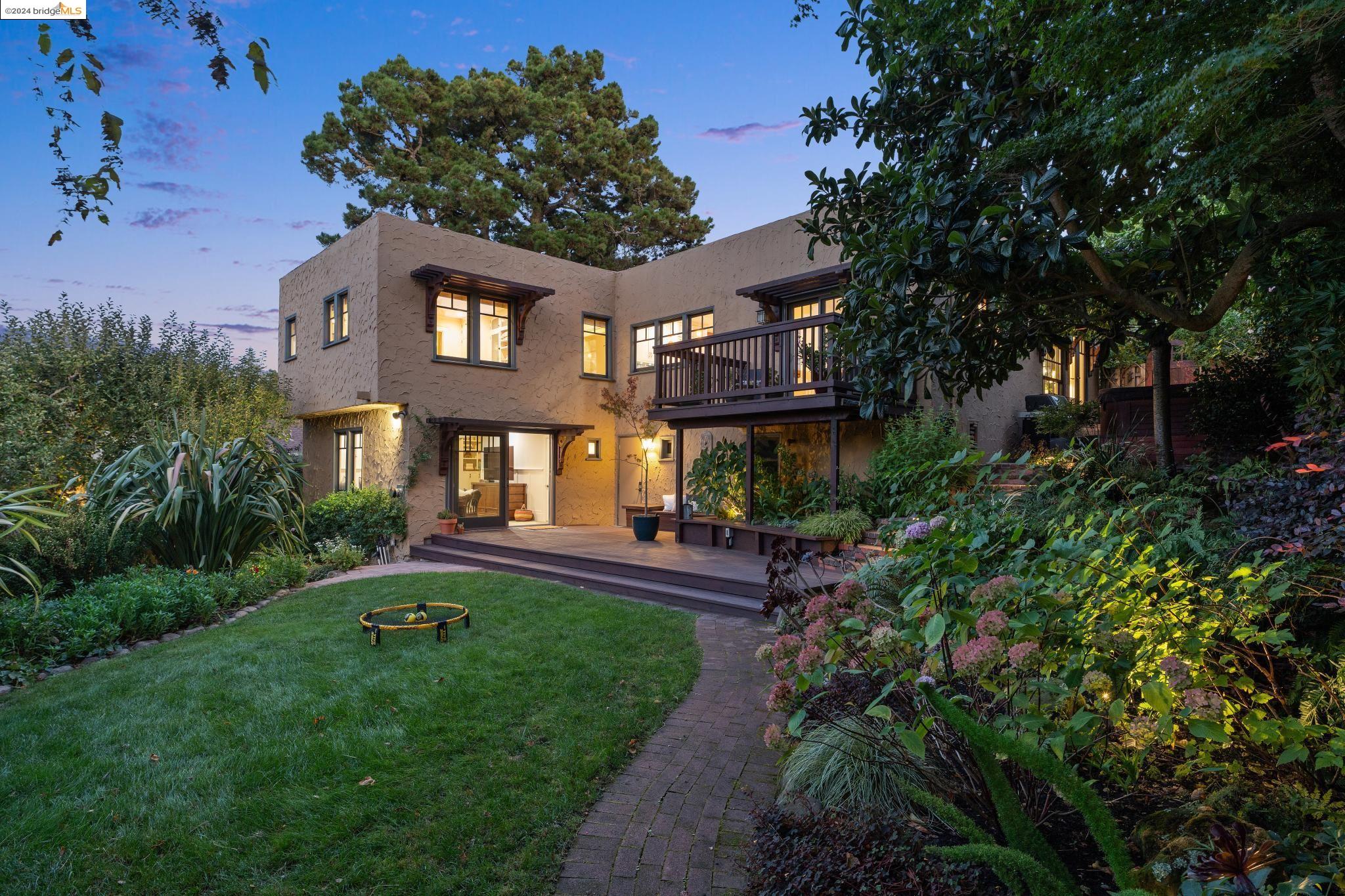 5657 Amy Dr