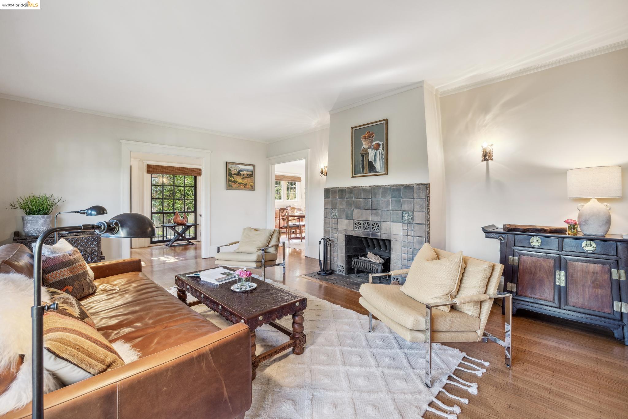 5657 Amy Dr