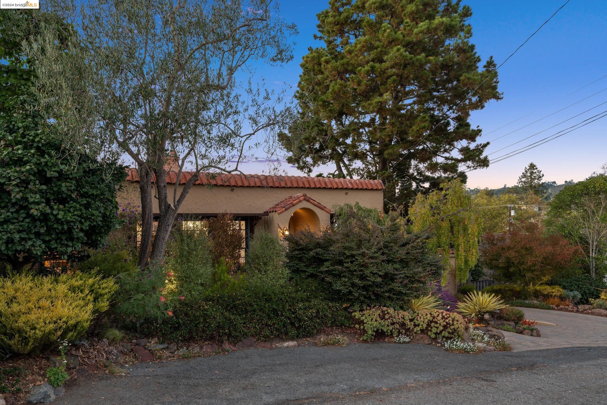 5657 Amy Dr