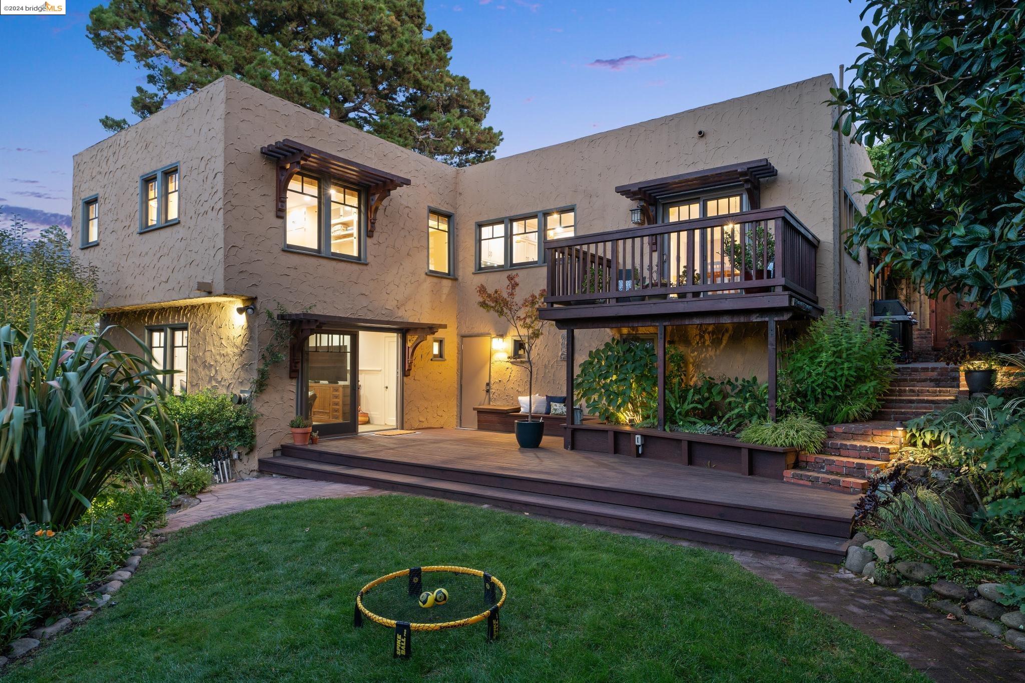 5657 Amy Dr