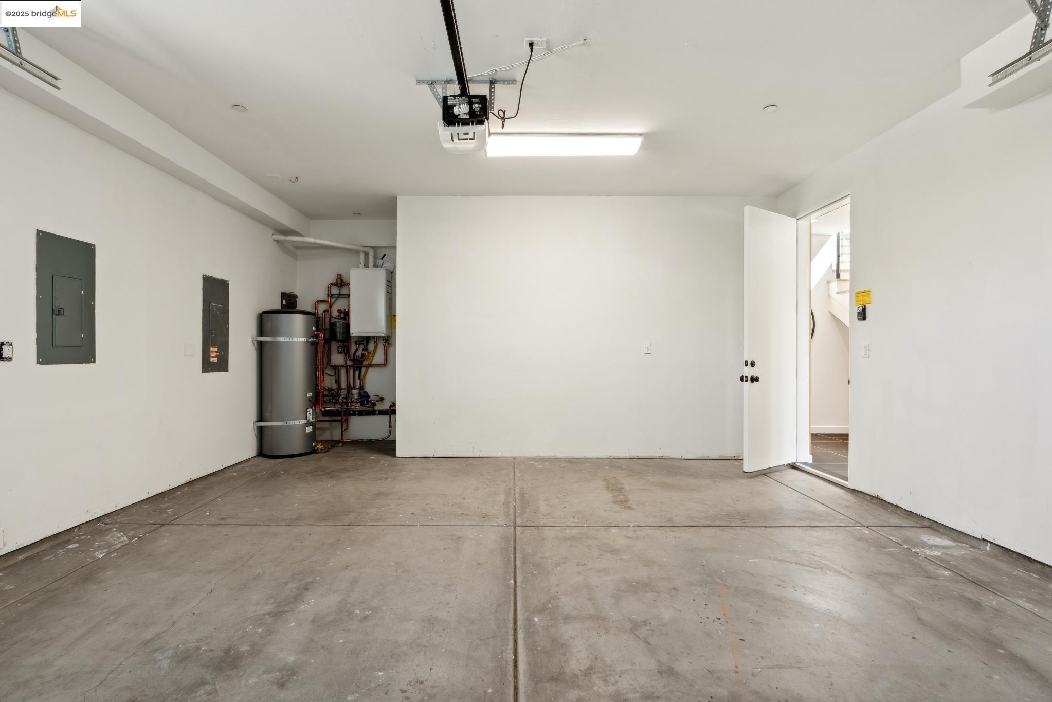 1608 32nd St