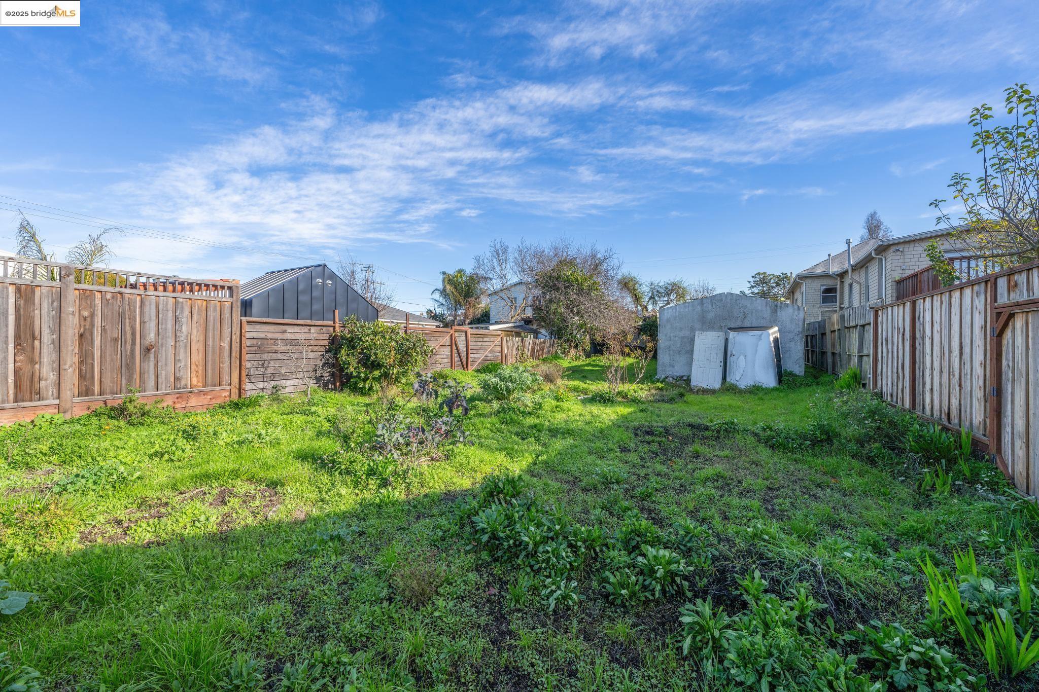 3032 Mabel St
