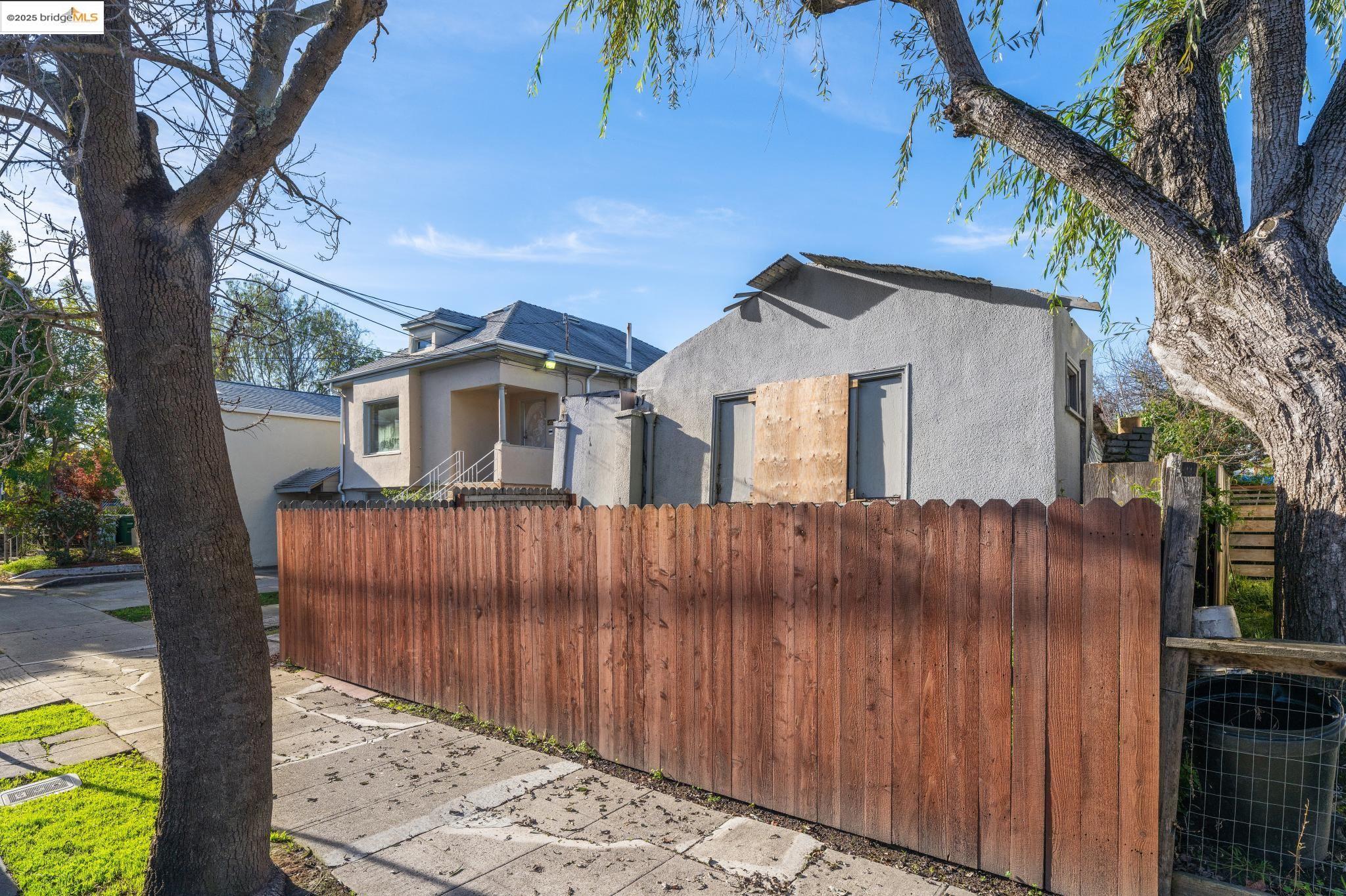 3032 Mabel St