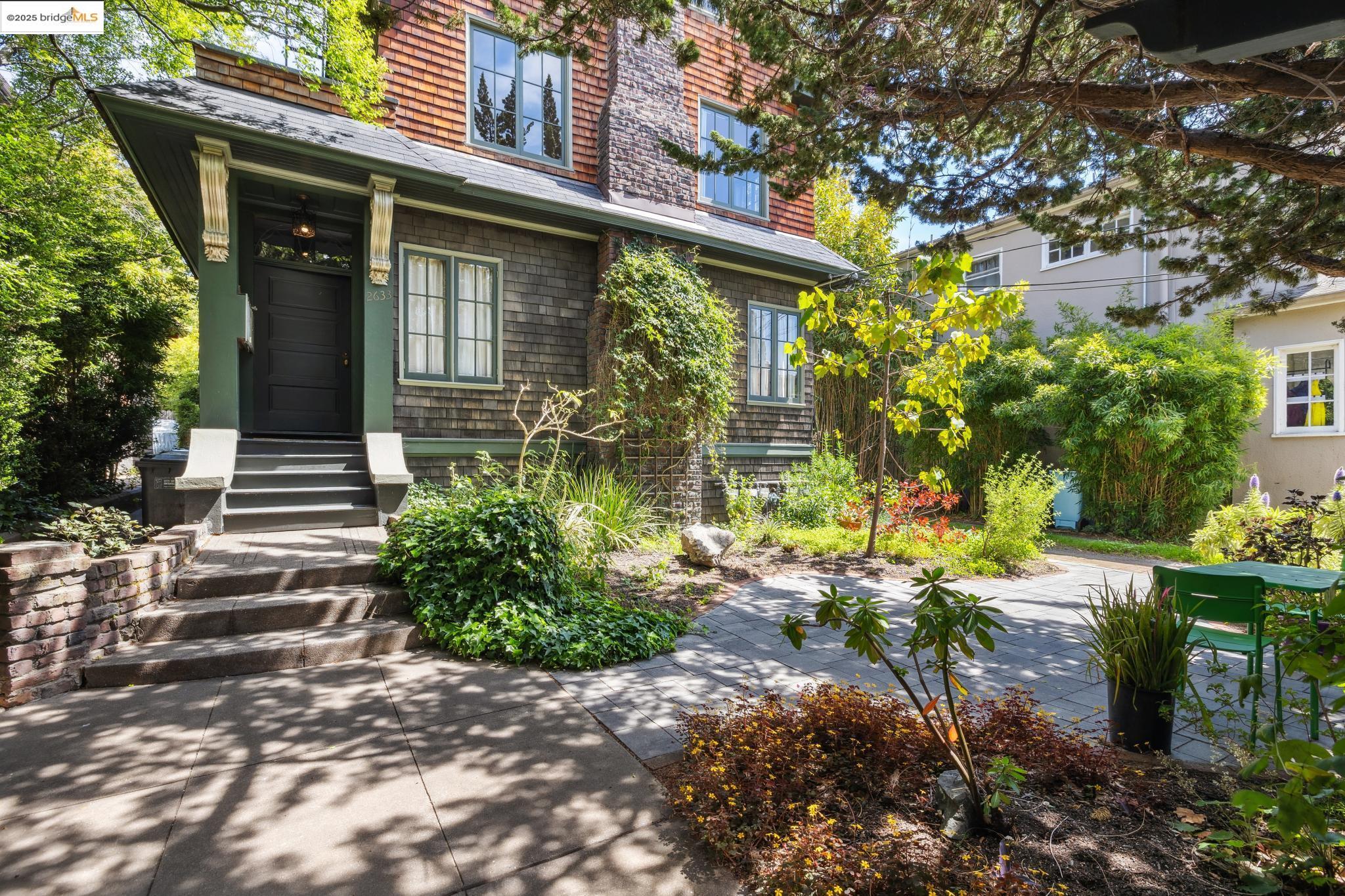 2633 Benvenue # 3