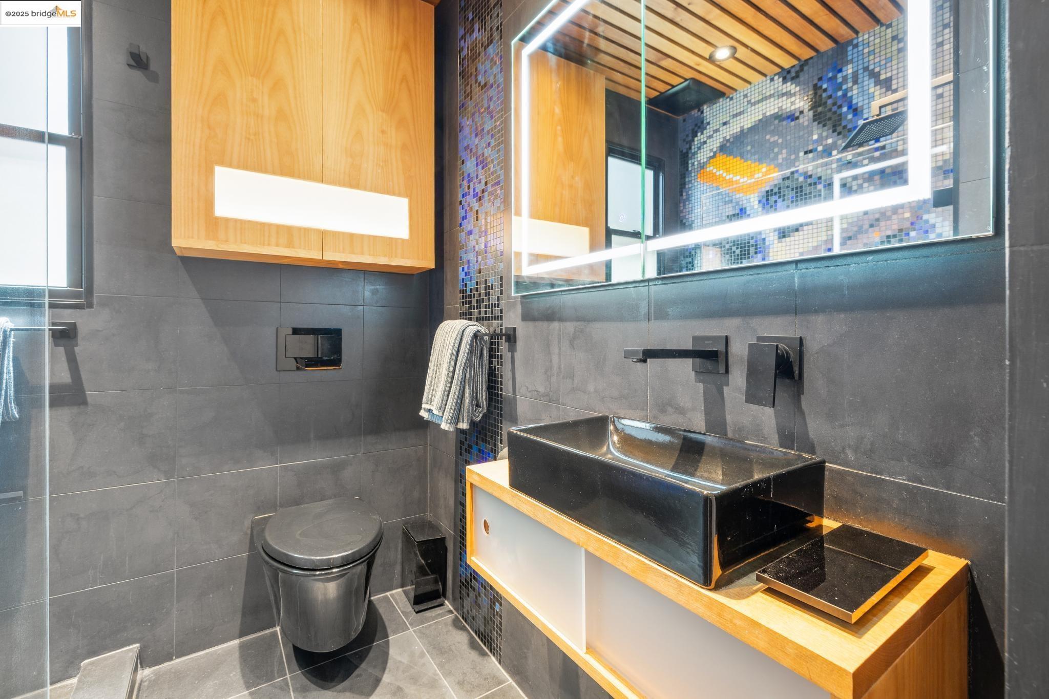 2633 Benvenue # 3