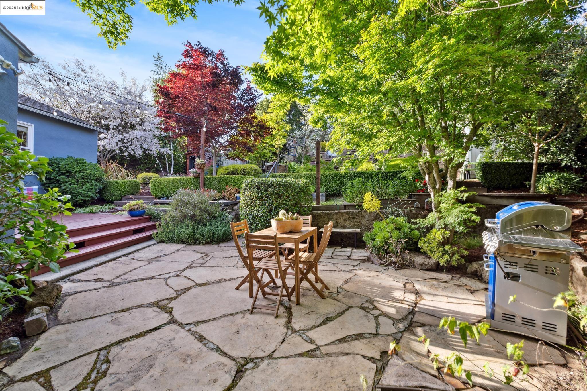 39 El Carmello Circle