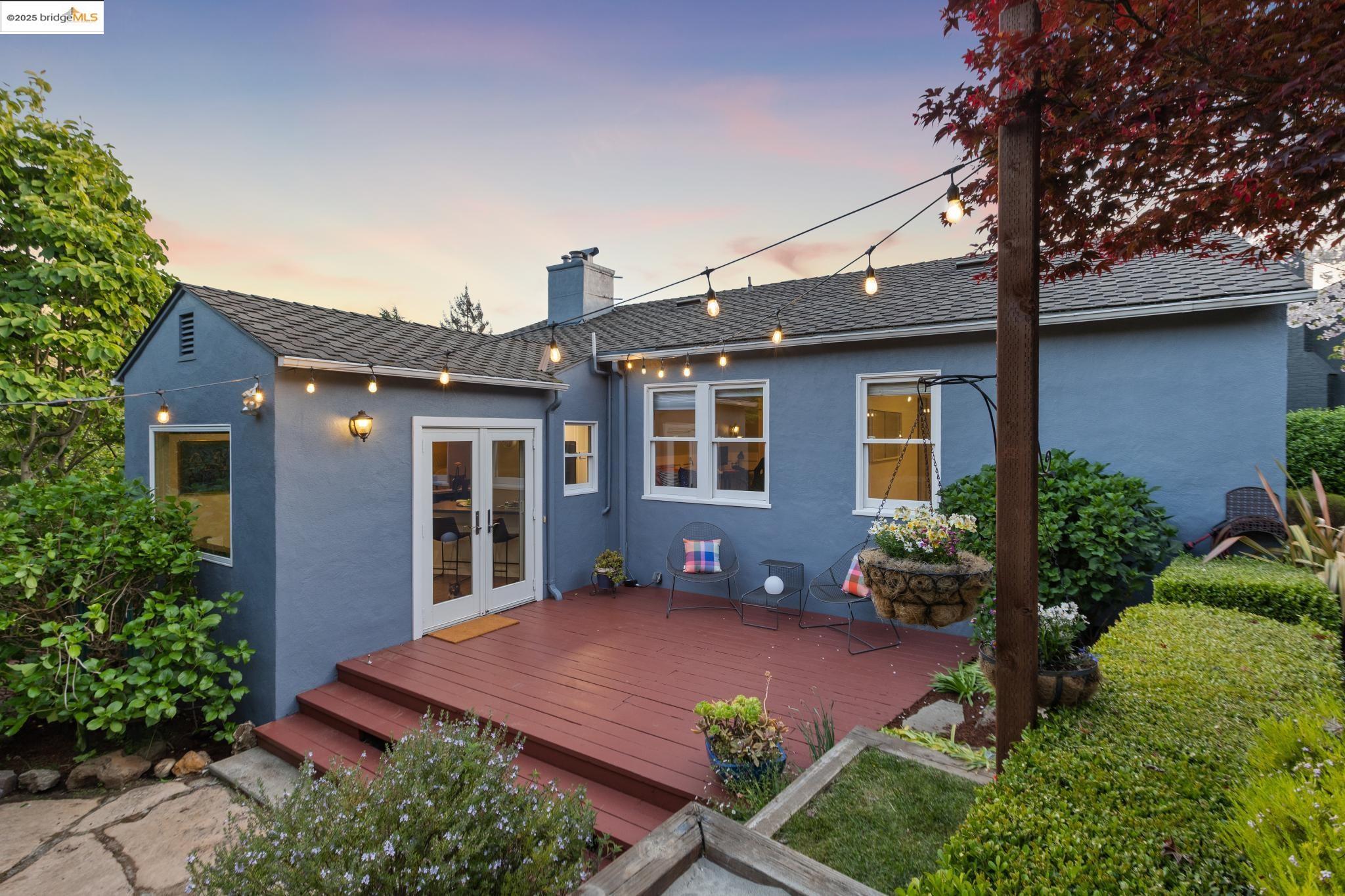 39 El Carmello Circle