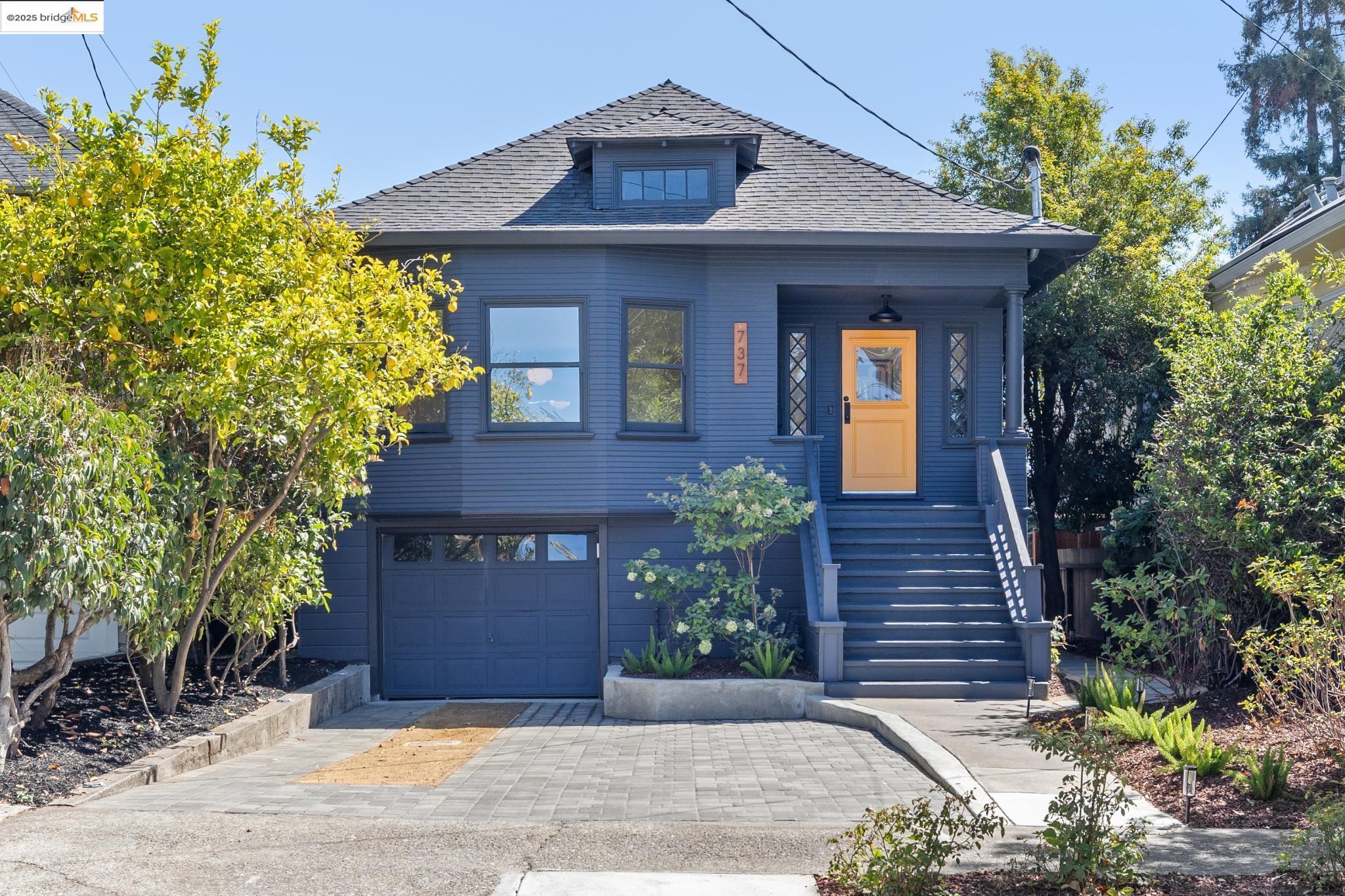 737-739 61st St