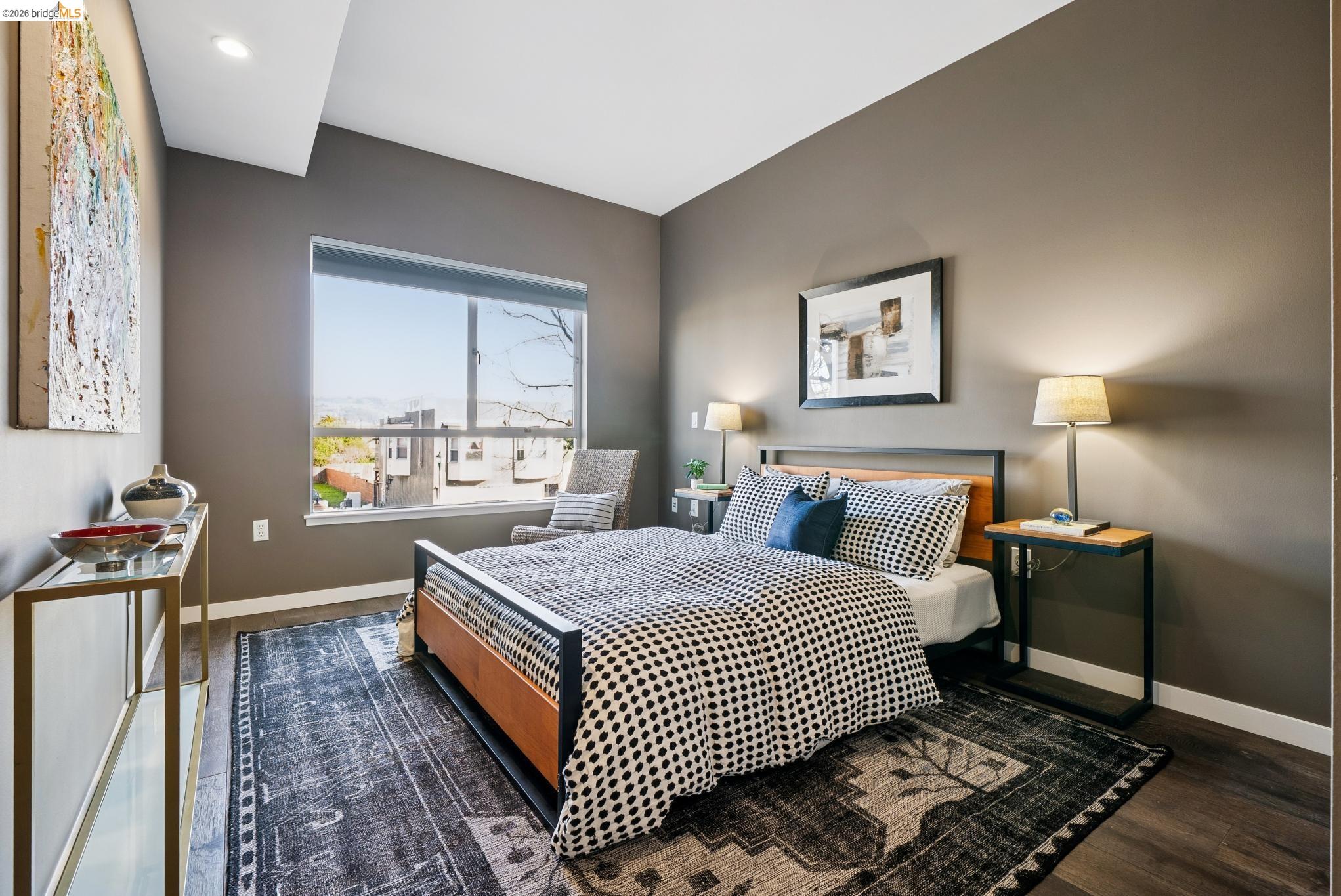 6465 San Pablo # 203