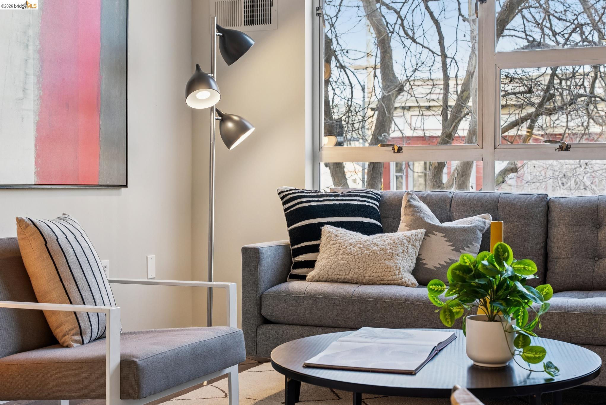 6465 San Pablo # 203