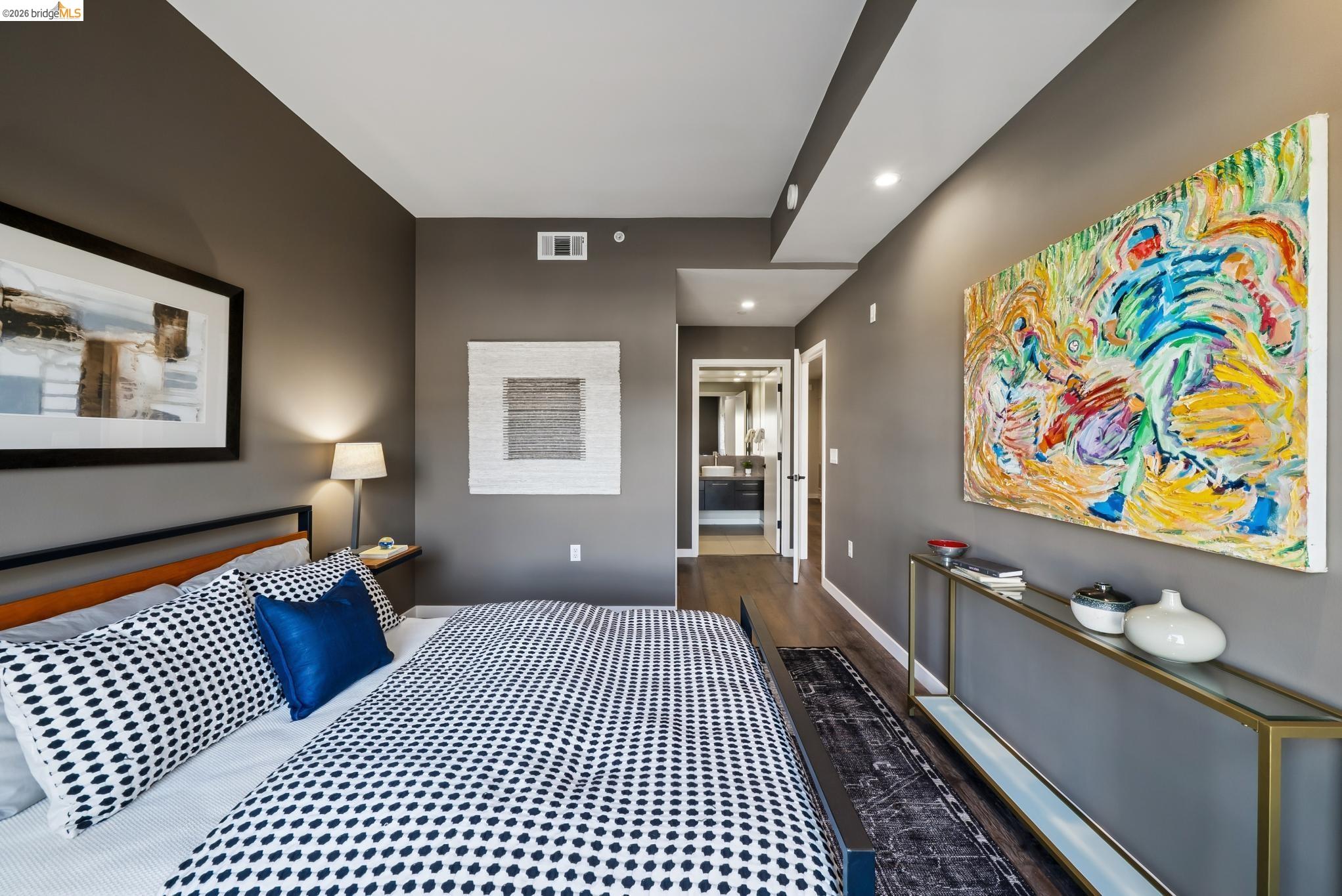 6465 San Pablo # 203