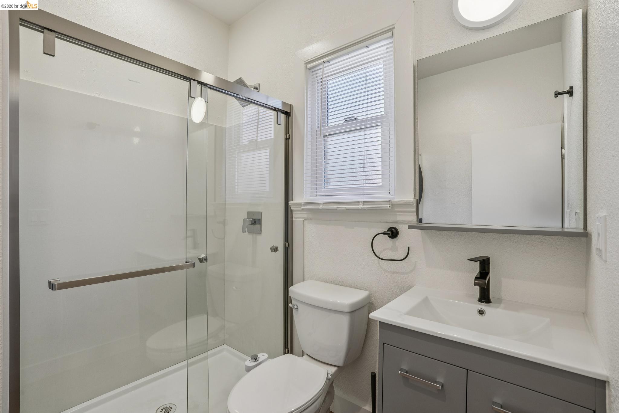 4722-4726 Shattuck Ave