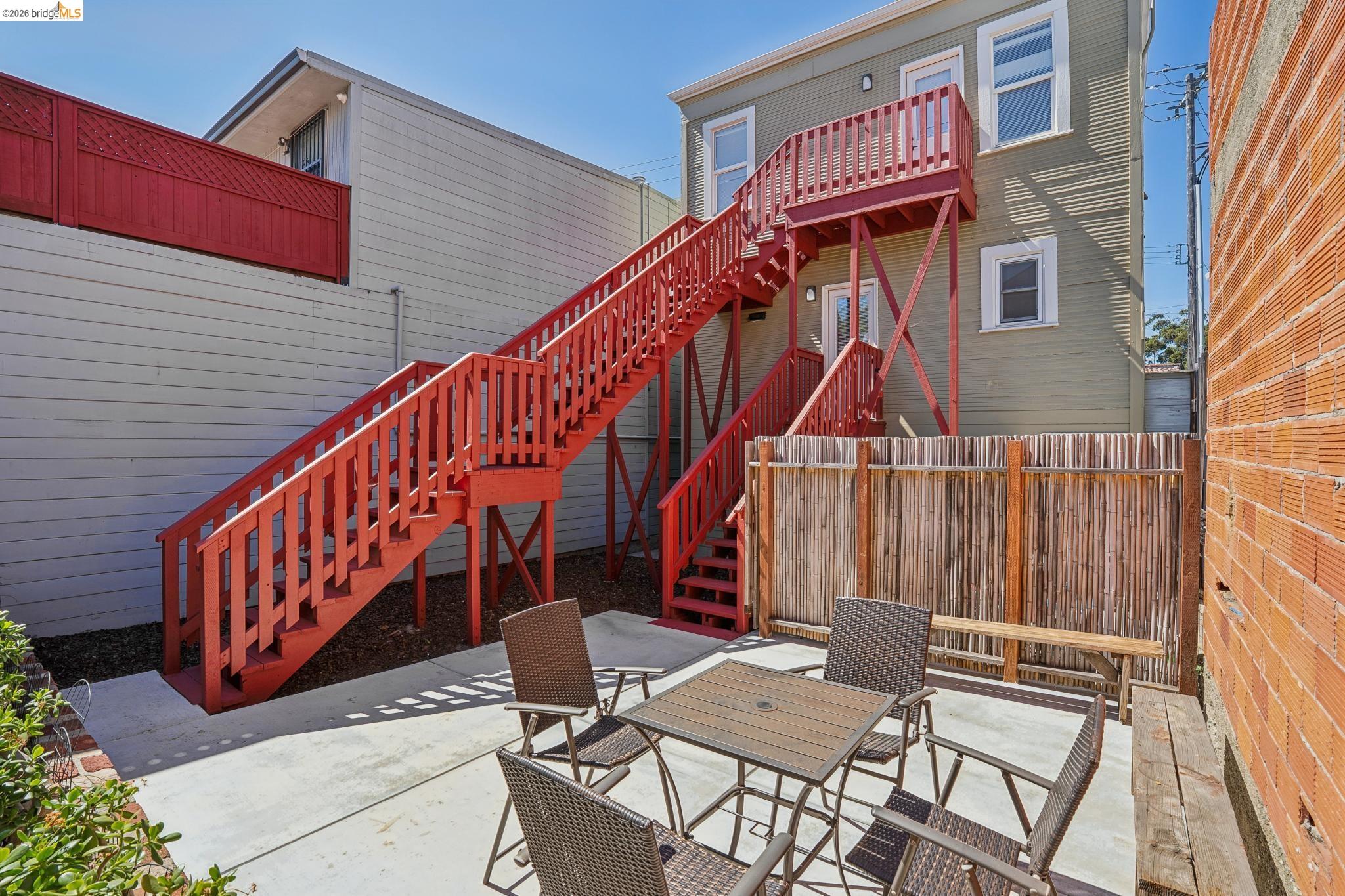 4722-4726 Shattuck Ave