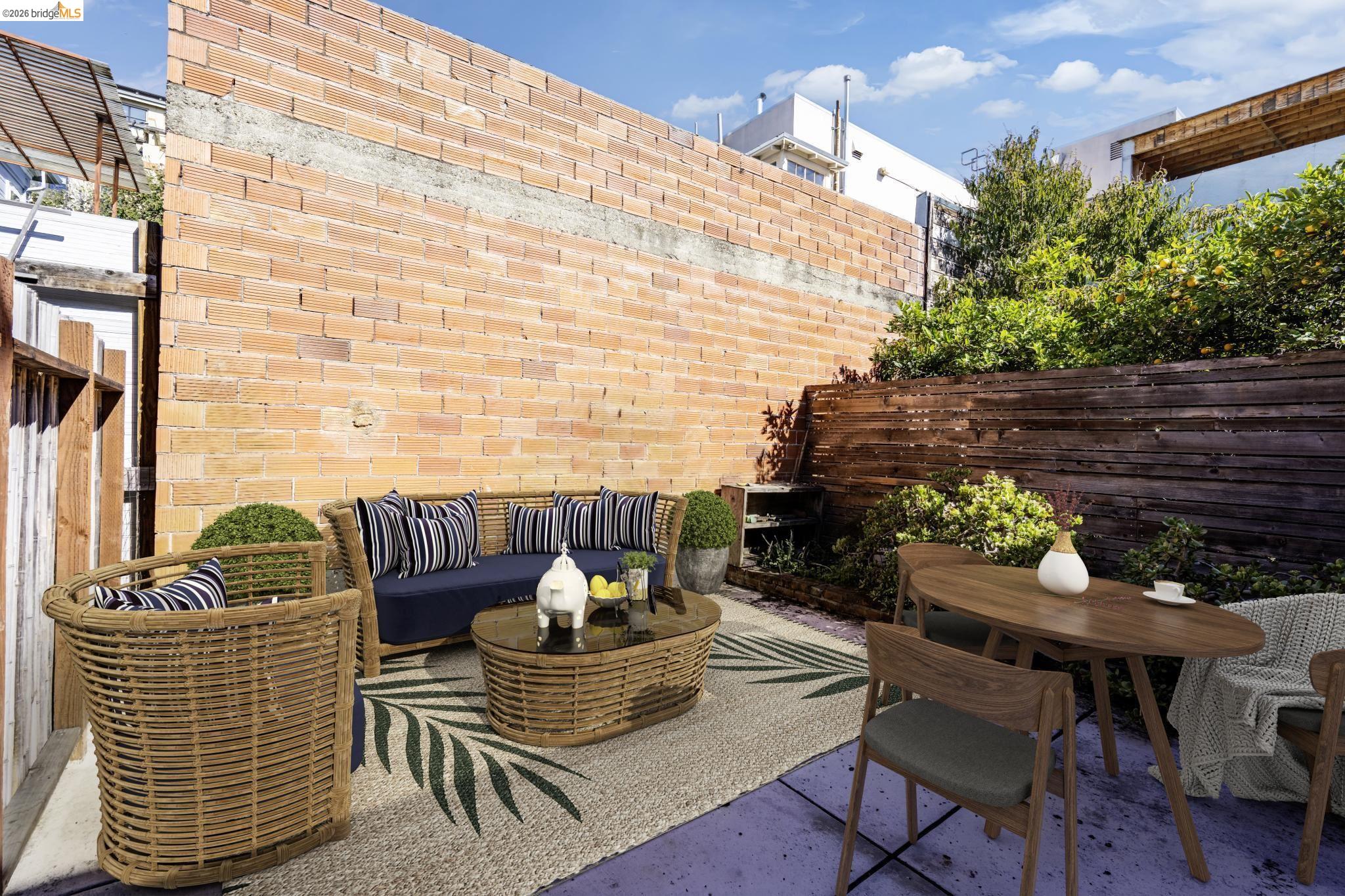 4722-4726 Shattuck Ave