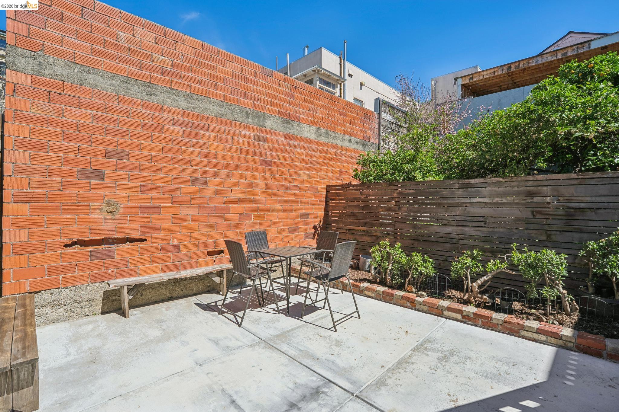 4722-4726 Shattuck Ave