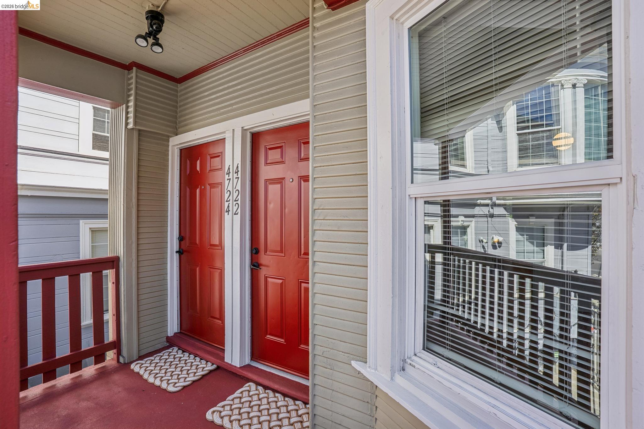 4722-4726 Shattuck Ave