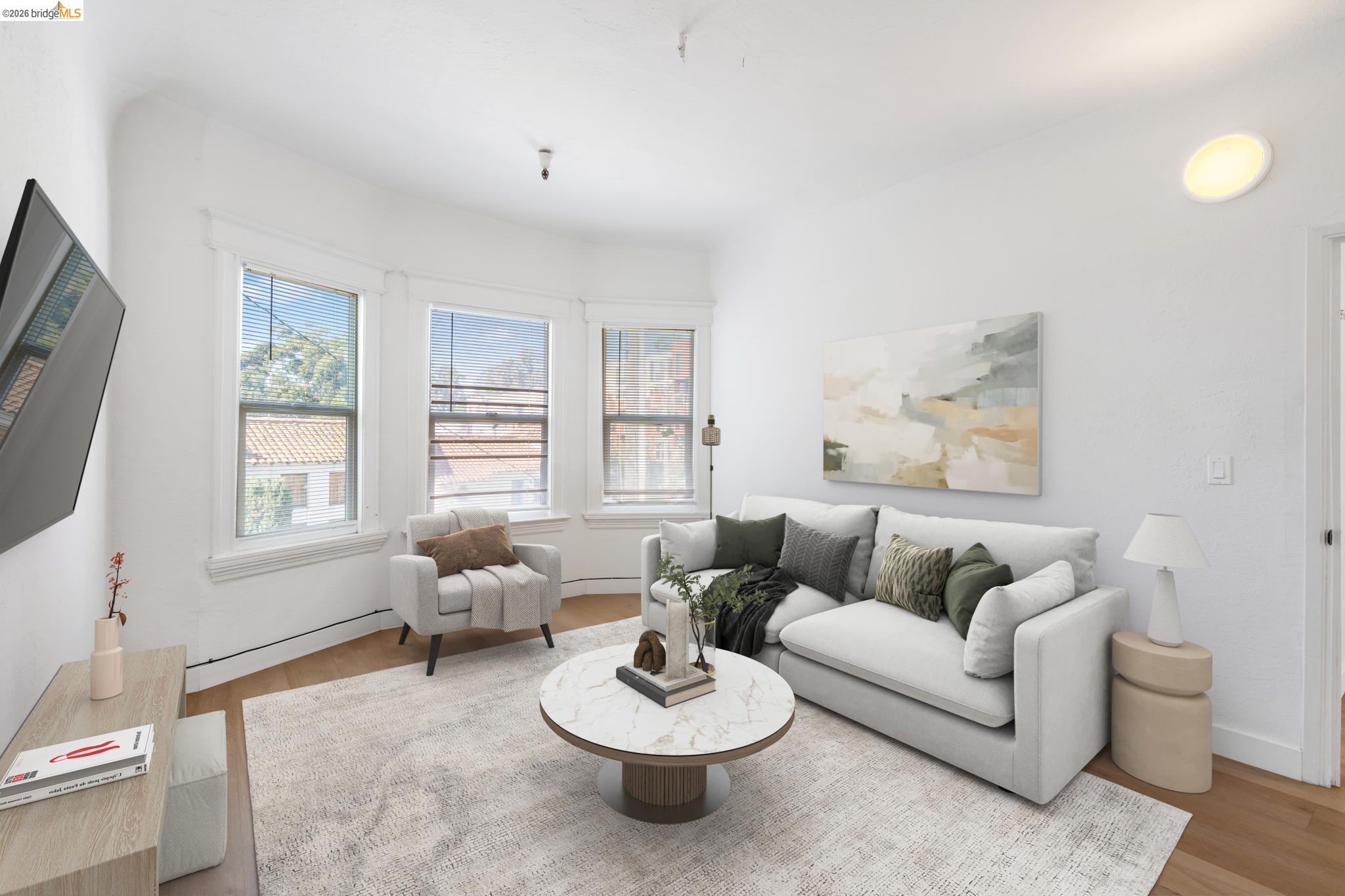 4722-4726 Shattuck Ave