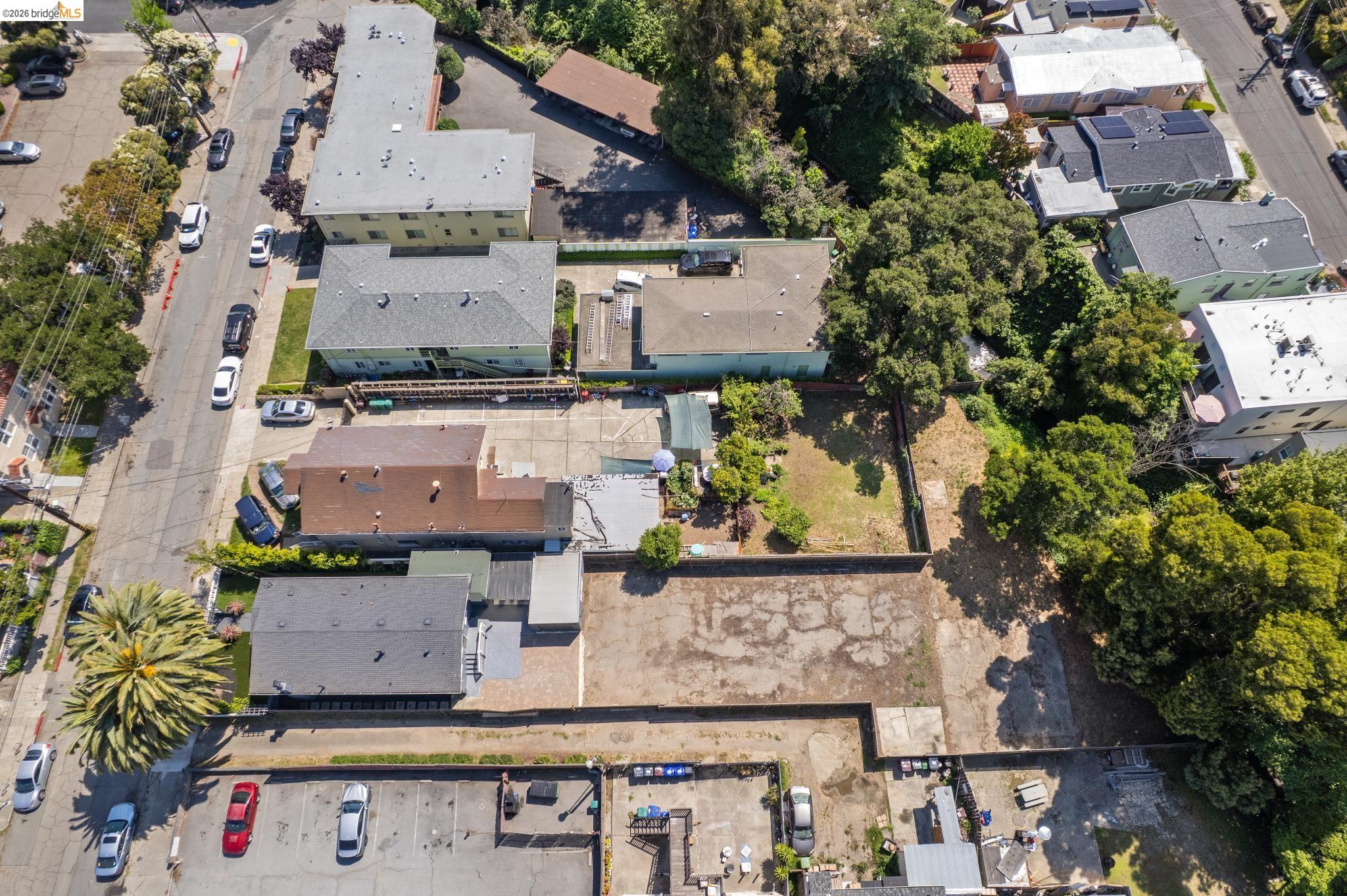 3435 Dimond Ave