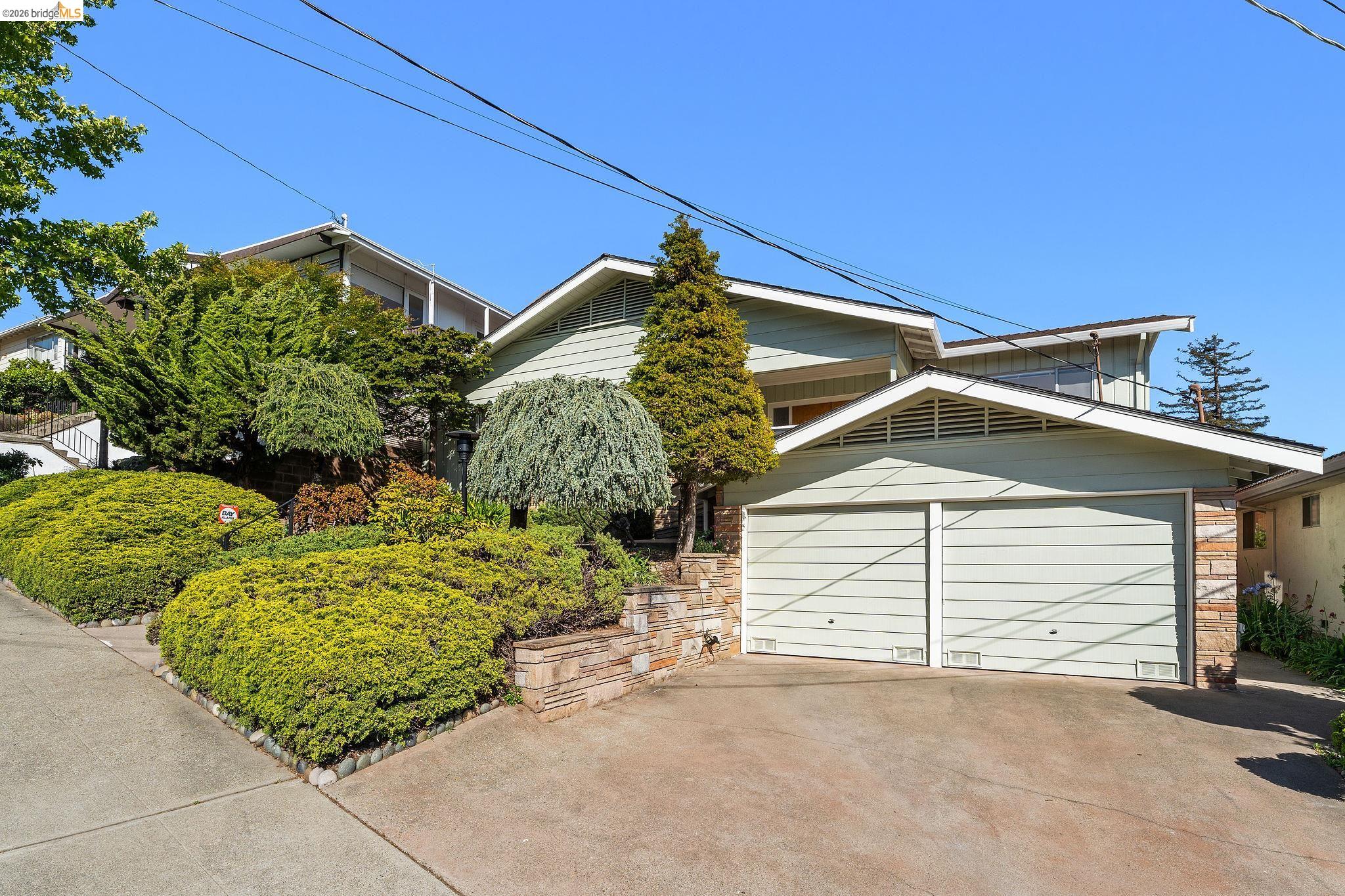 4120 Rhoda