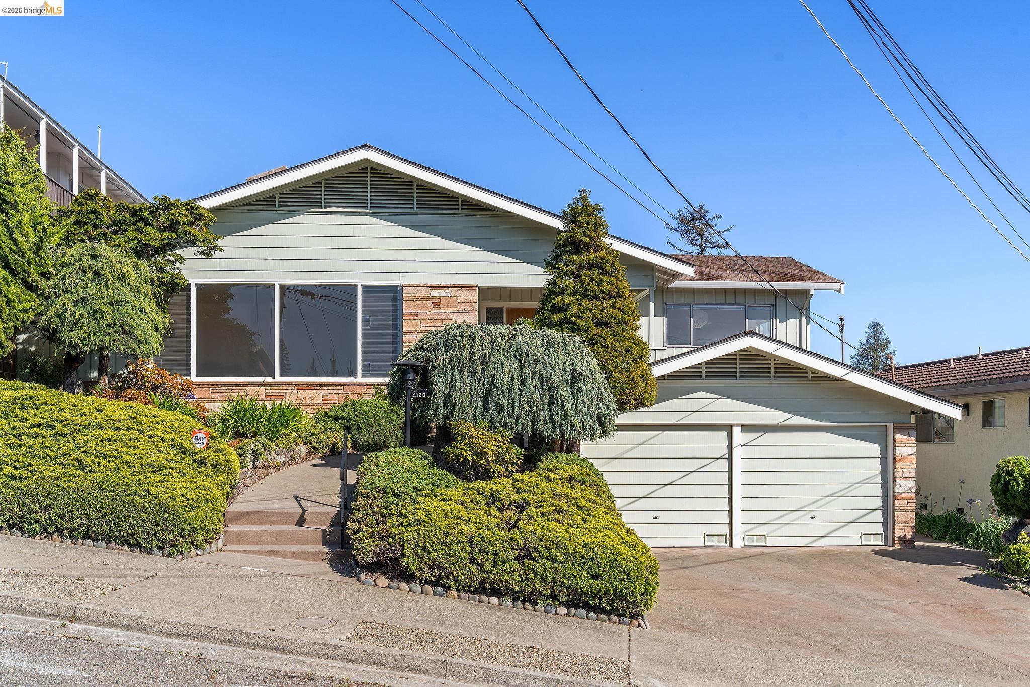 4120 Rhoda