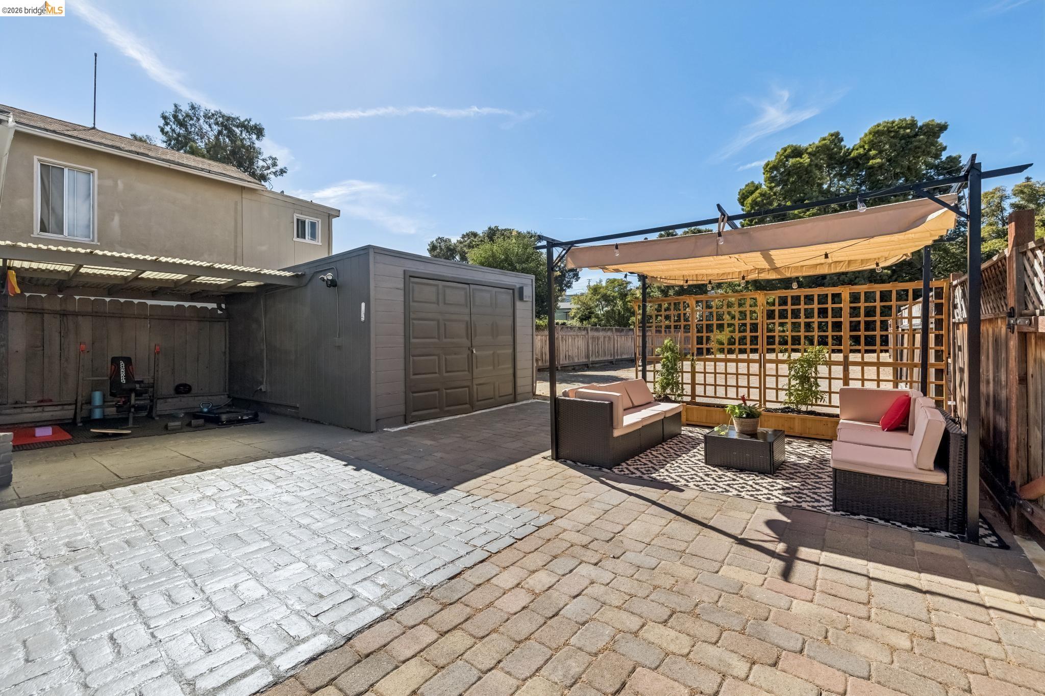 3435 Dimond Ave