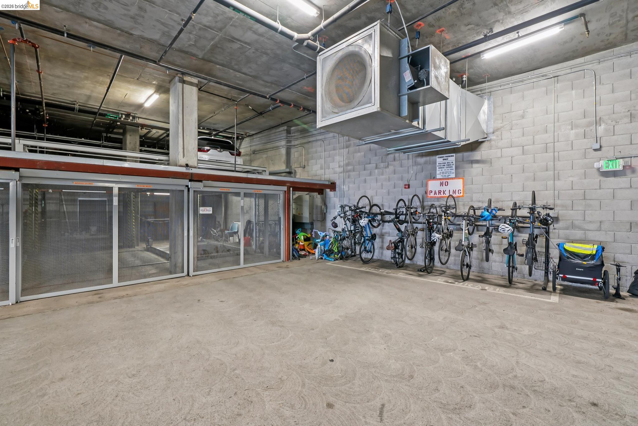 6465 San Pablo Ave # 203