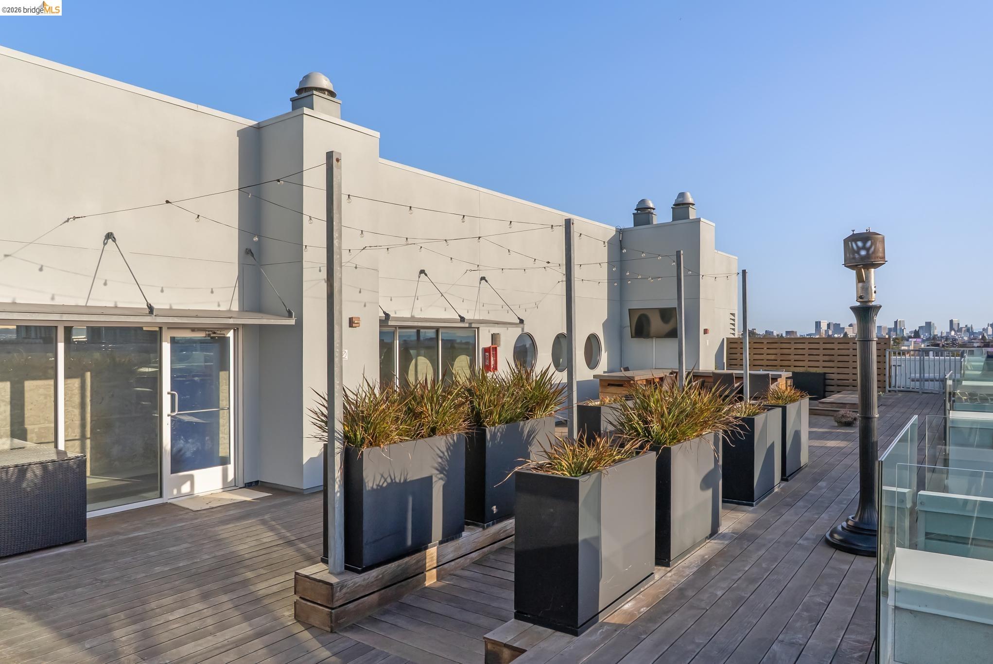 6465 San Pablo Ave # 203