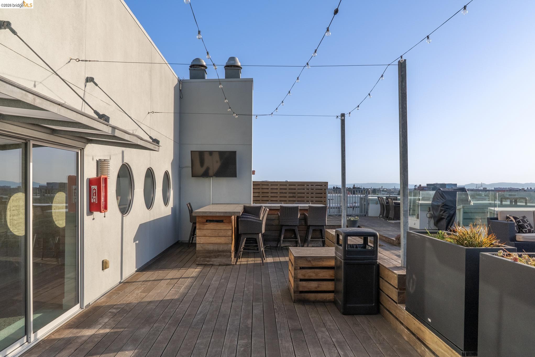 6465 San Pablo Ave # 203