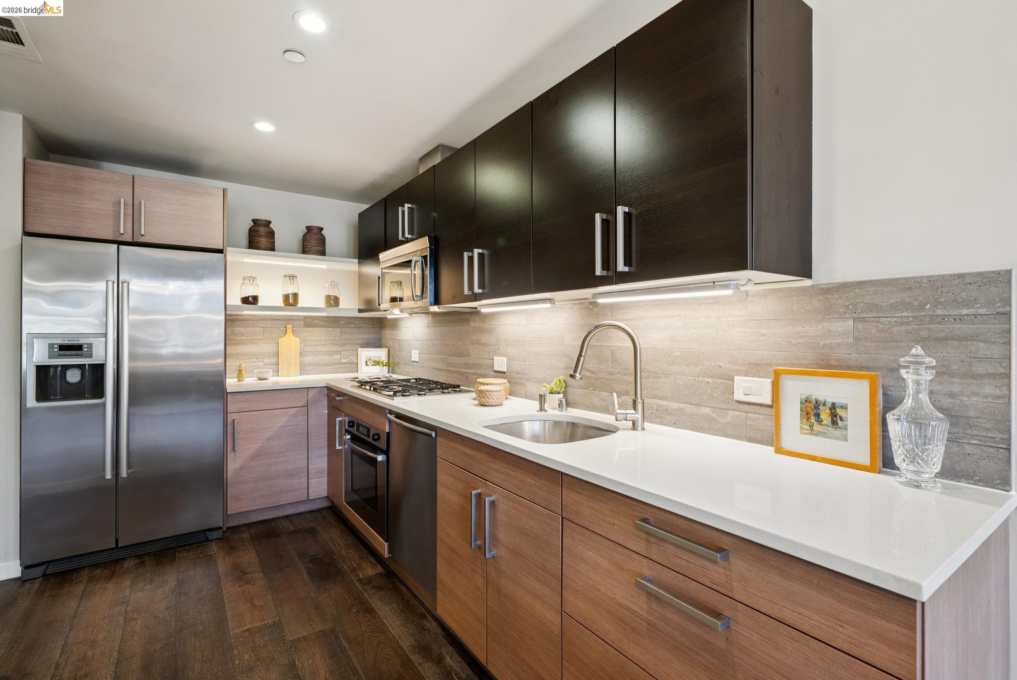 6465 San Pablo Ave # 203