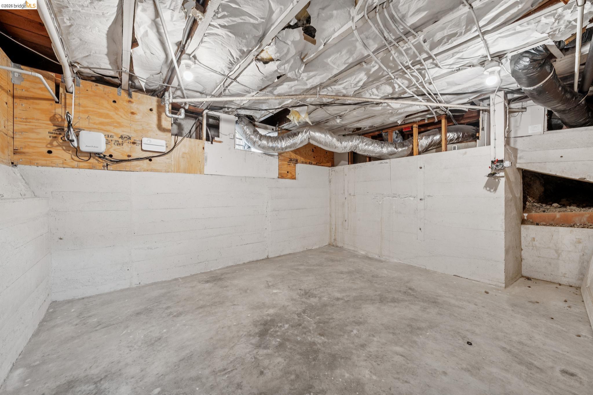 2000 Clemens Rd