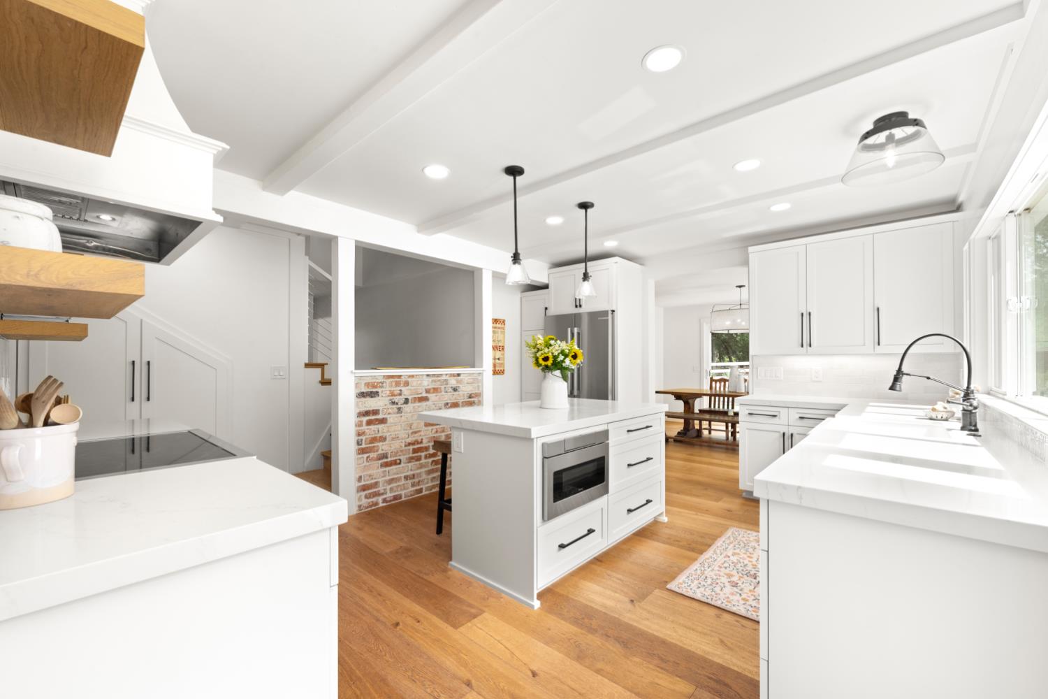 3359 Saint Ives Court