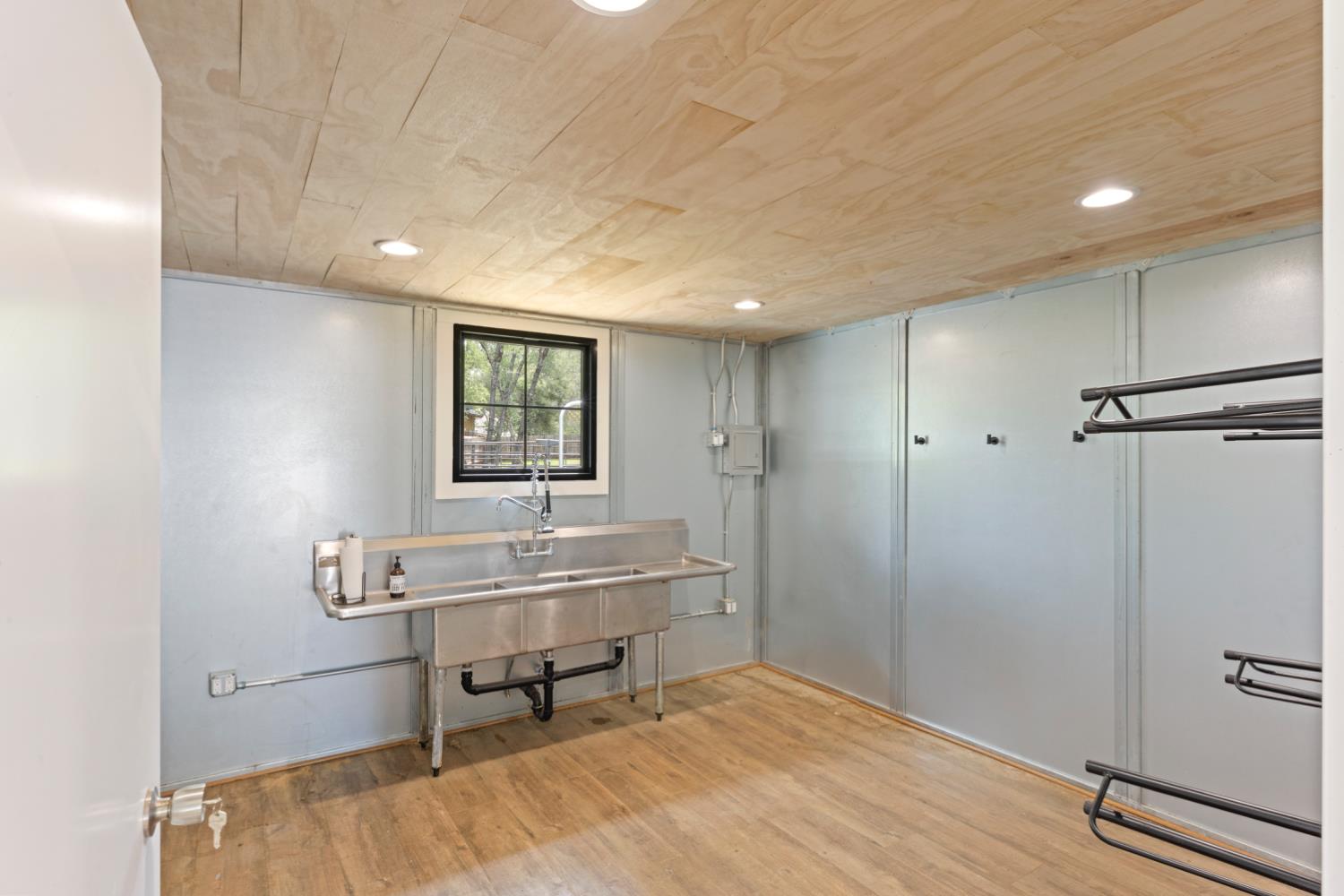 3359 Saint Ives Court