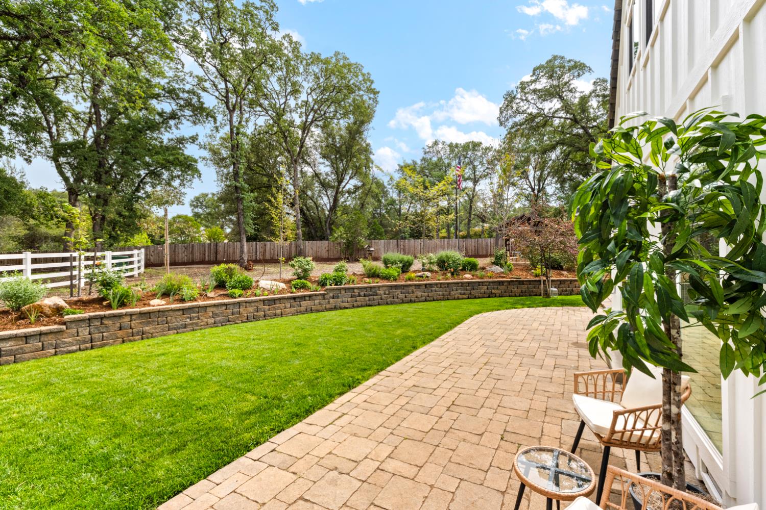3359 Saint Ives Court