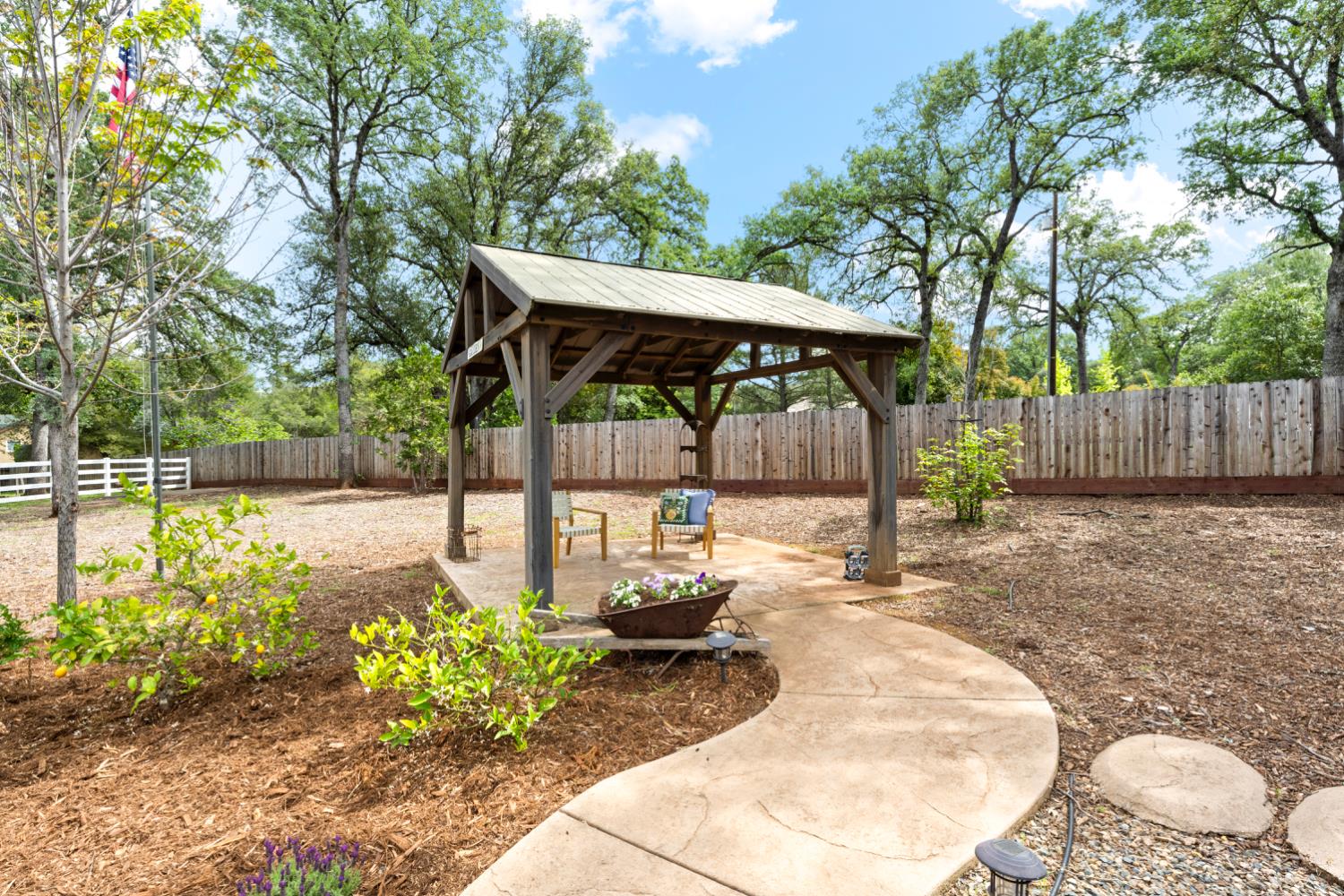 3359 Saint Ives Court