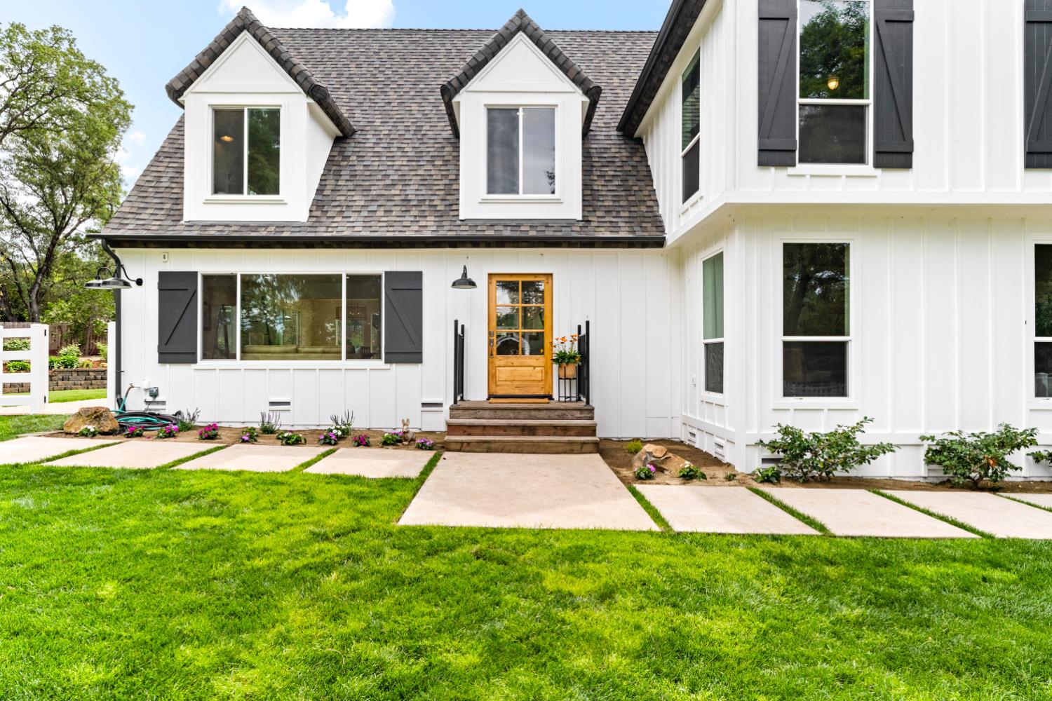 3359 Saint Ives Court