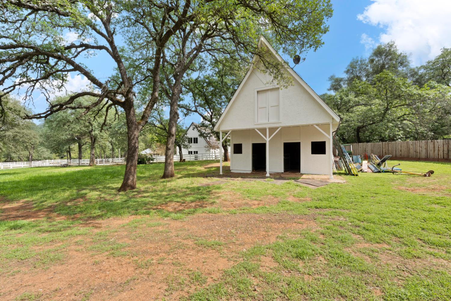 3359 Saint Ives Court