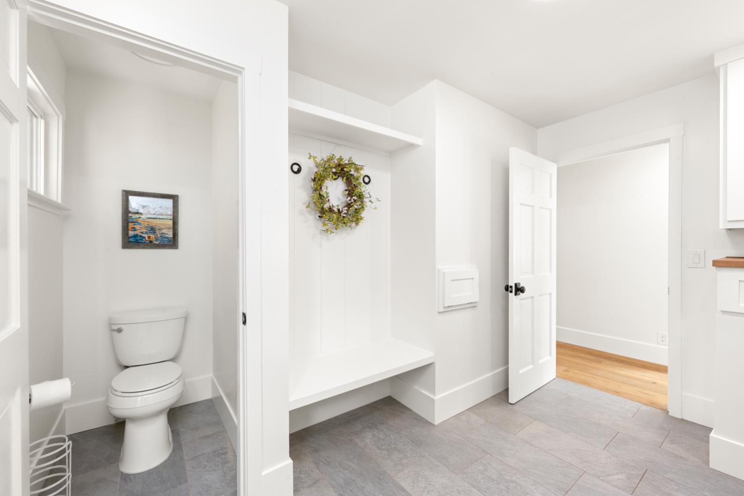3359 Saint Ives Court