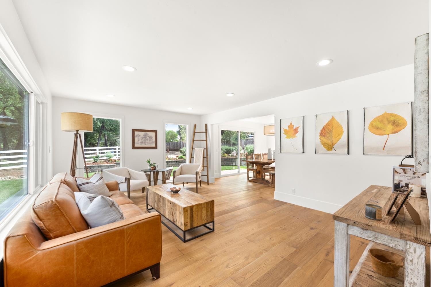 3359 Saint Ives Court